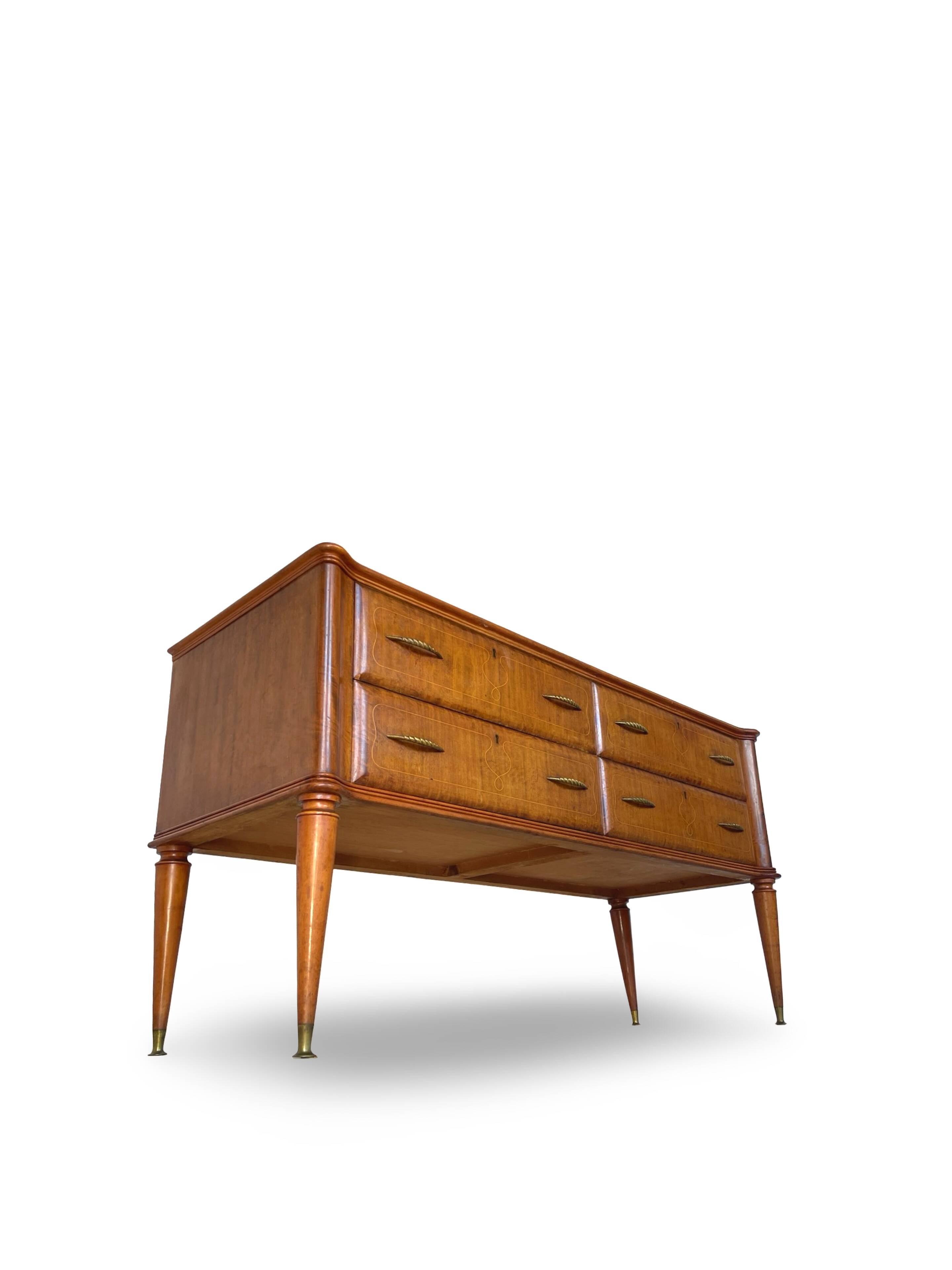 Une commode italienne vintage de style moderne du milieu du siècle