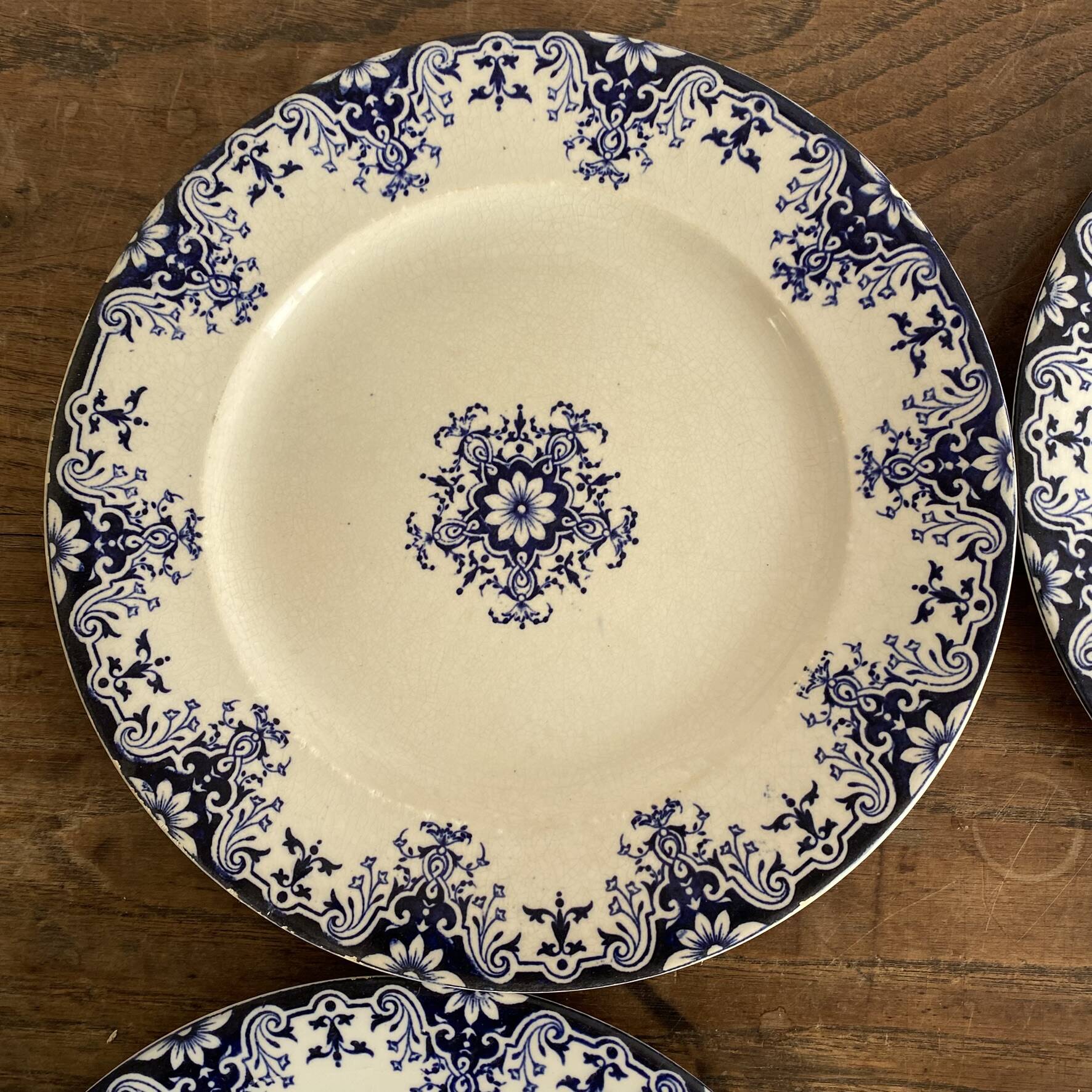 Flat ironstone plates "Rouen" Jules Vieillard Bordeaux