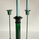 Bougeoirs en verre et métal vert
