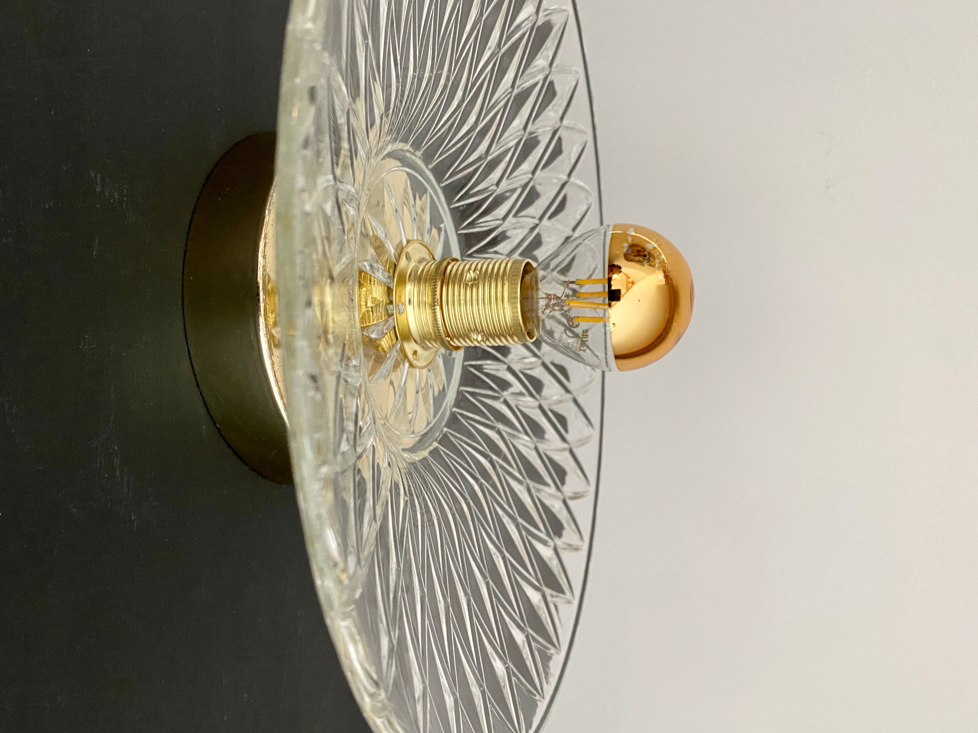 Vintage lampshade in chiseled glass