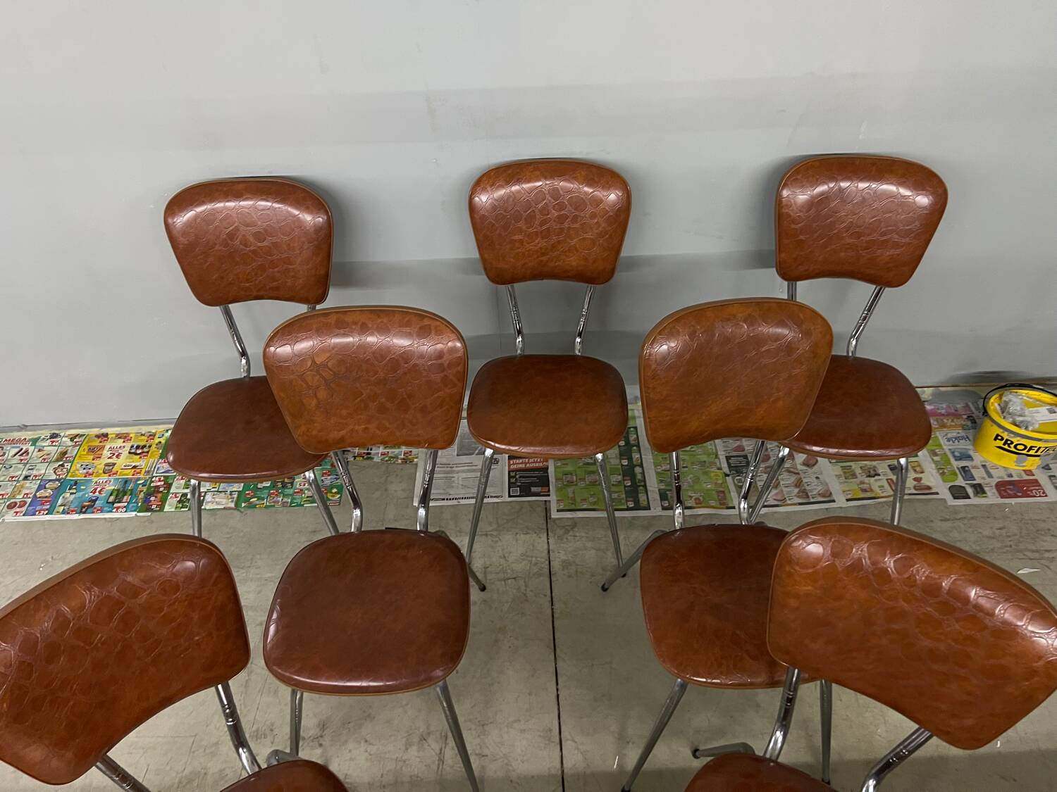 Set of 7 vintage Skaï crocro chairs from the 70s