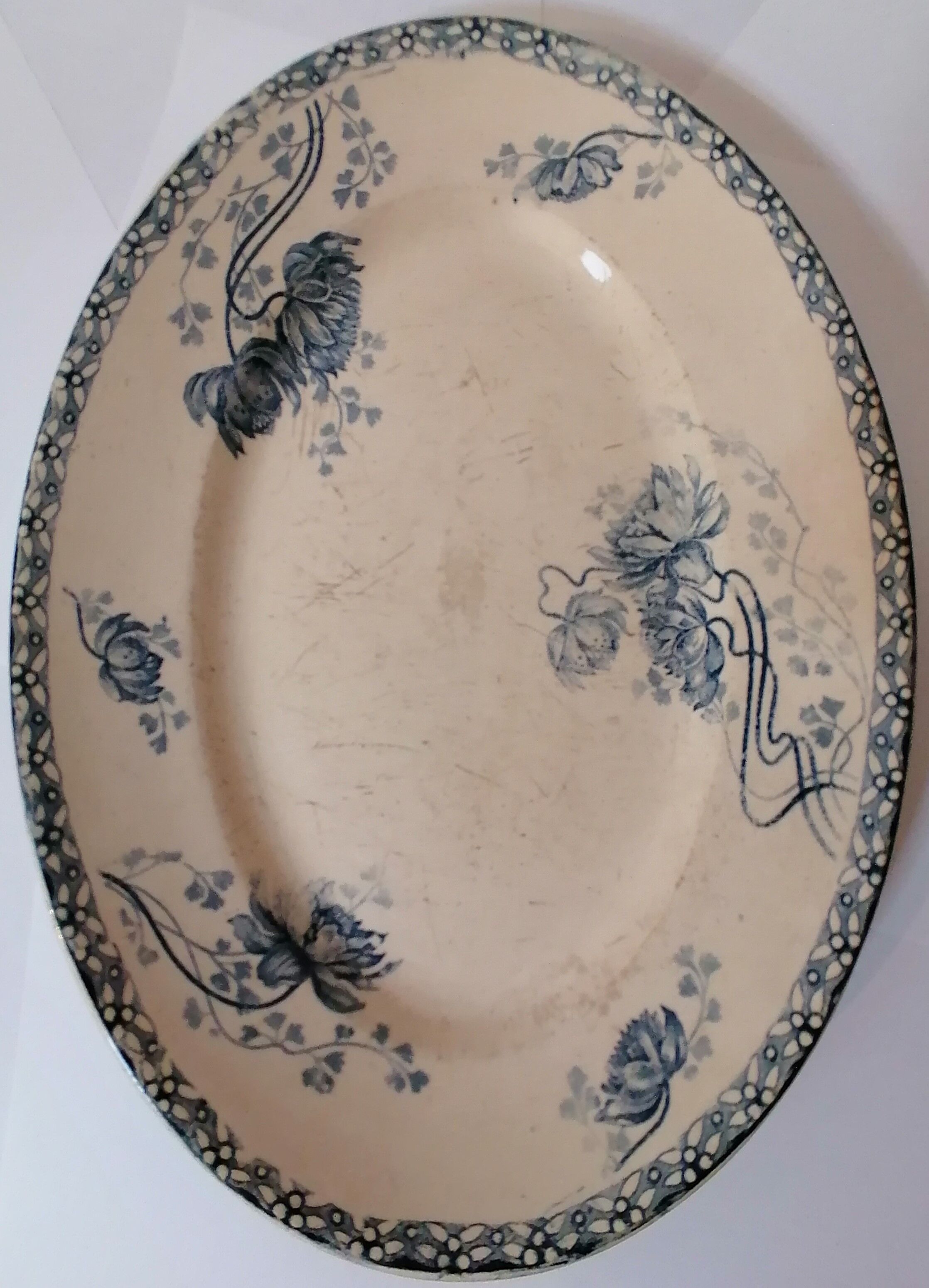 Oval dish Sarreguemines Royat