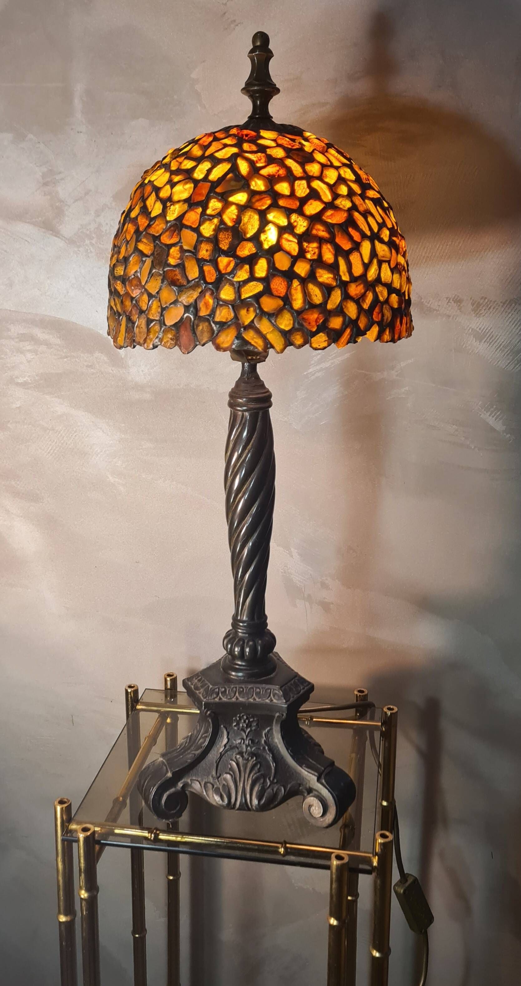 Large american art nouveau lamp with tiffany amber lampshade 61x23