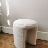 Léon stool in white boucle fabric