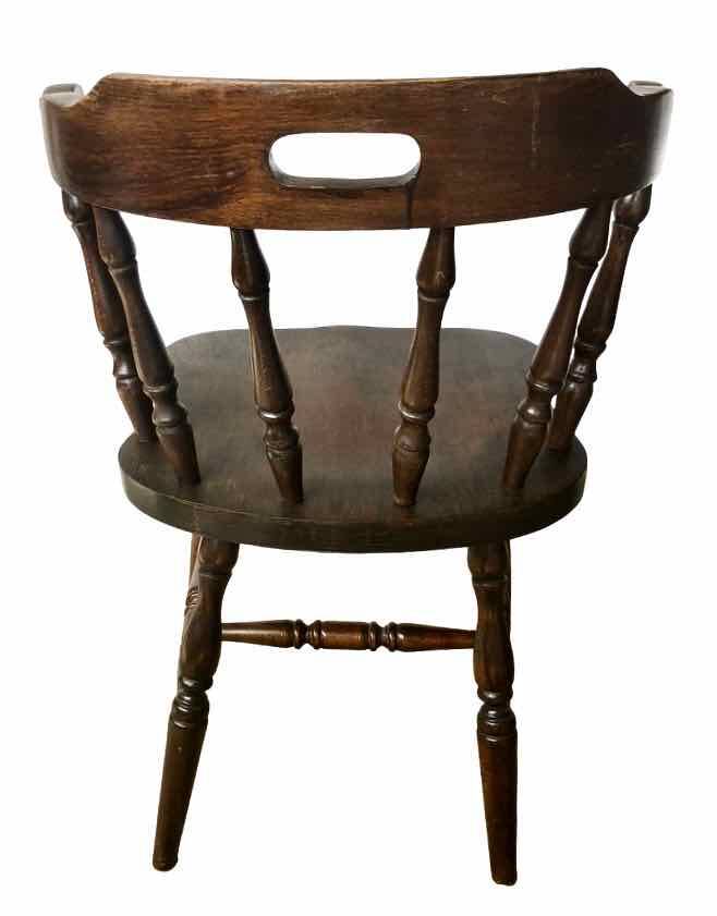 Set de 4 chaises montagnardes en chêne