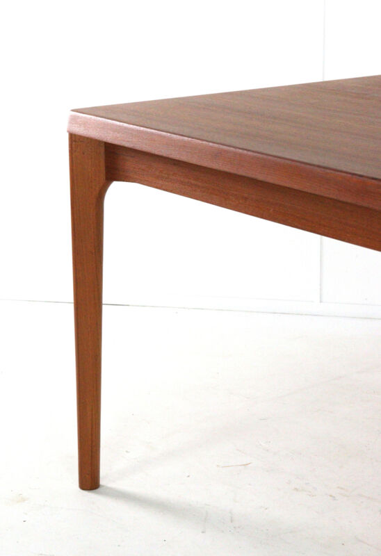 Henning Kjearnulf Vejle rectangular extendable dining table XL - danish