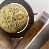 Bookends globe terrestrial