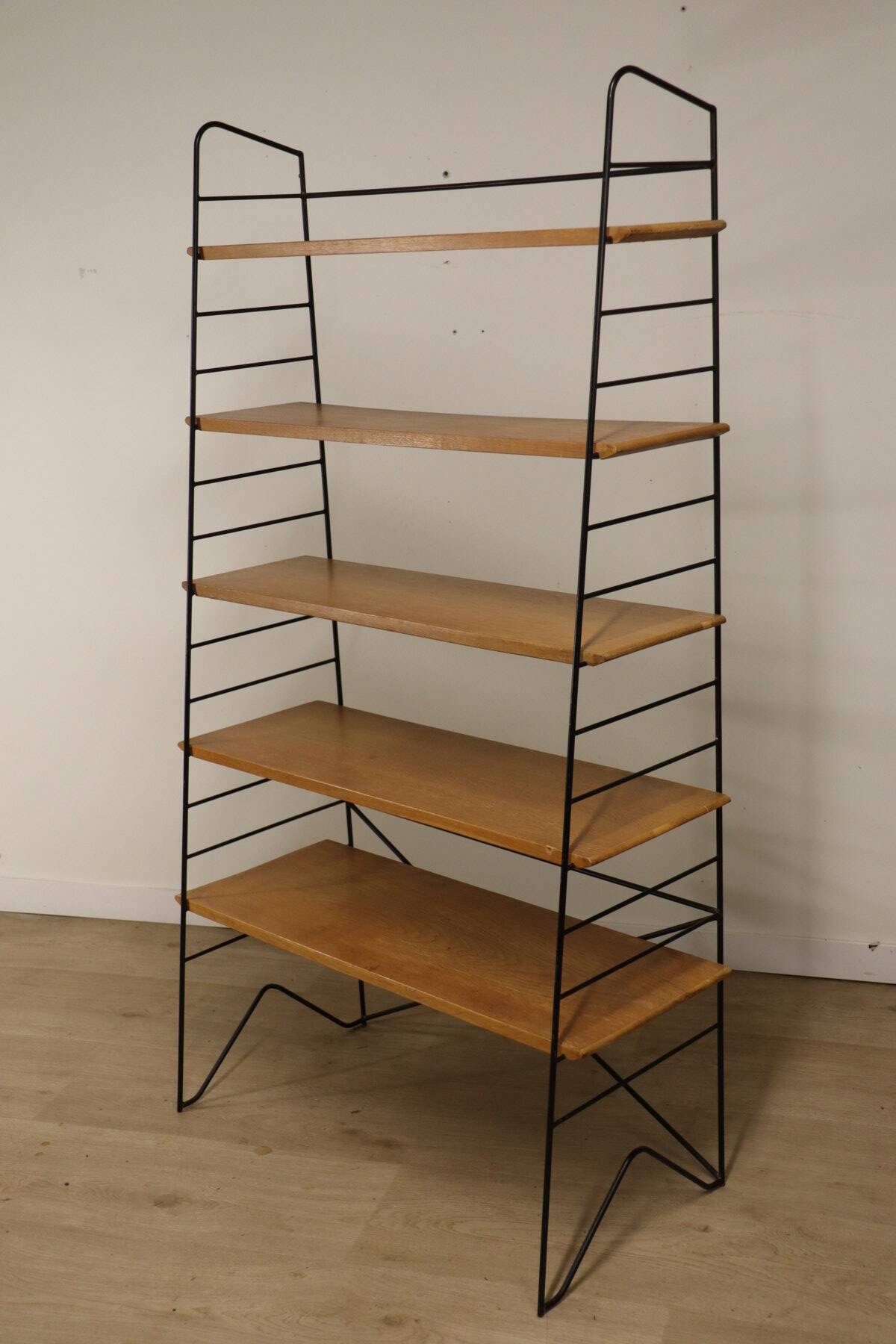 Etagère vintage en métal et chêne, 1960