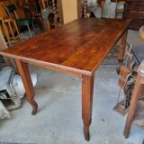 Restaurant table