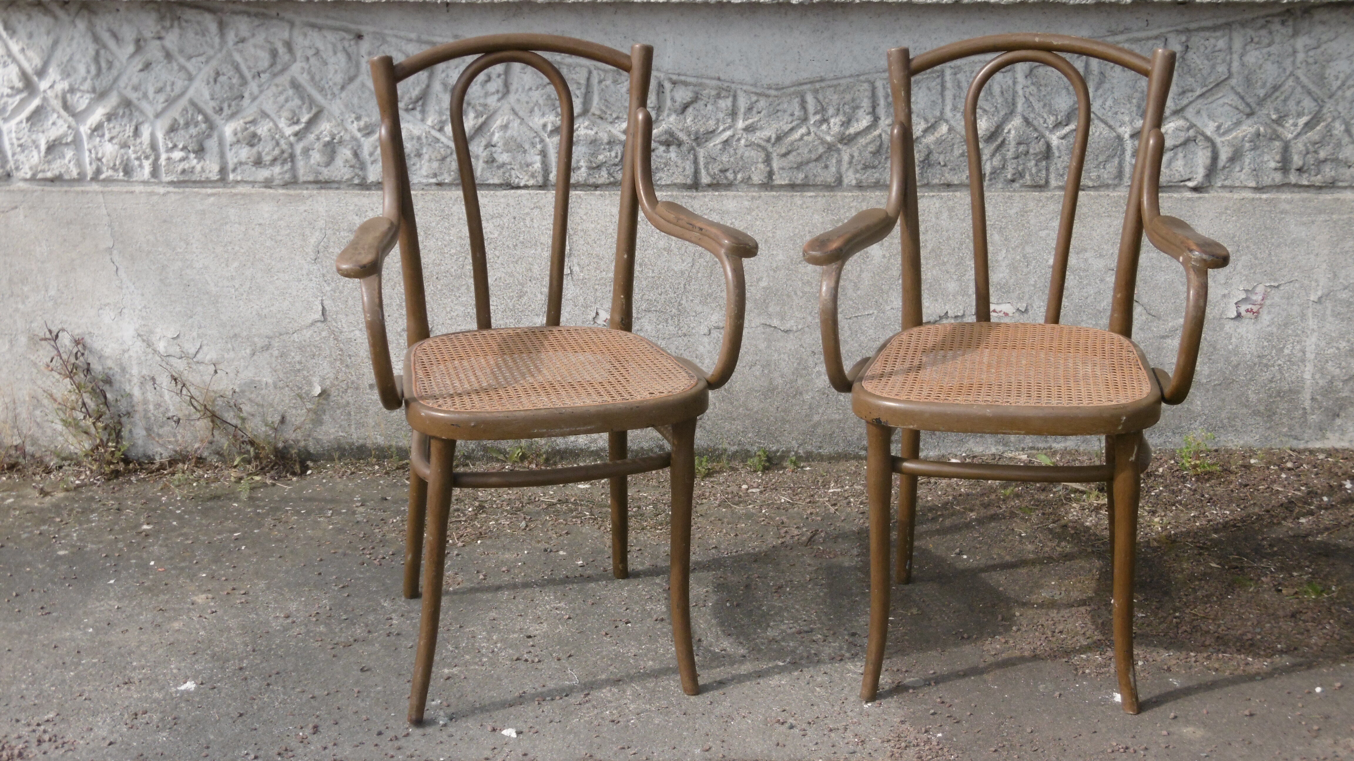 Viennese bistro armchair sitting cane