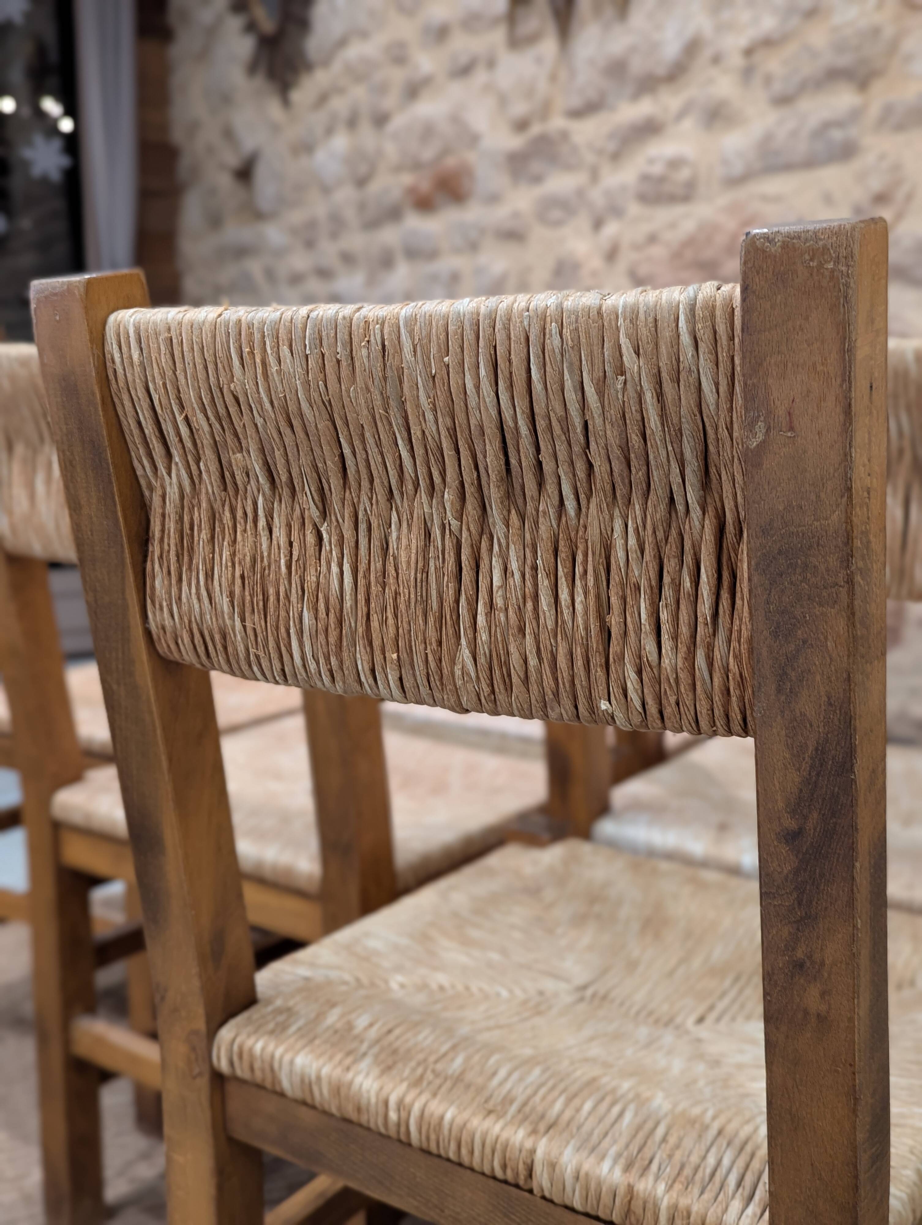 Chaises brutaliste