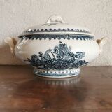 Old tureen Ste Amandinoise