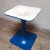 Table ronde piétement d'Étienne Fermigier 1970