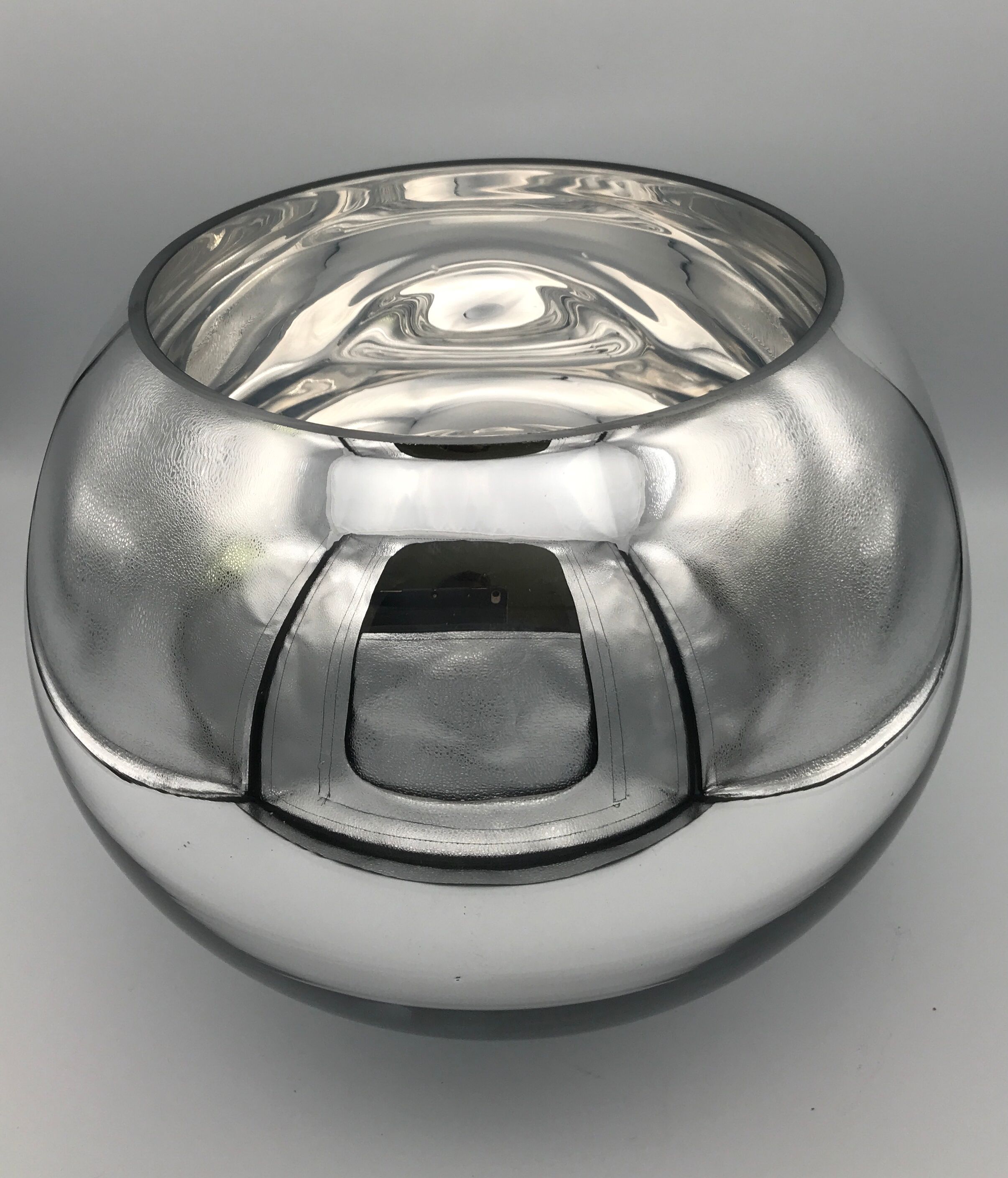 Vase form boule in smooth verre effect chromé or silver mercury 22 cm