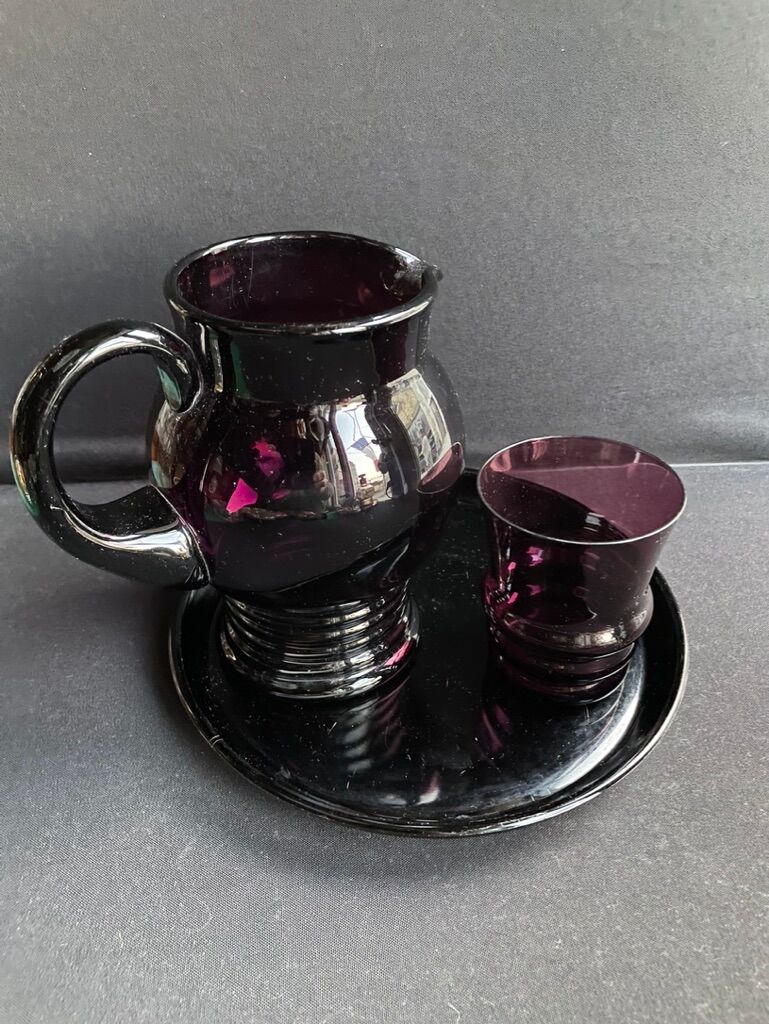 Art deco night service