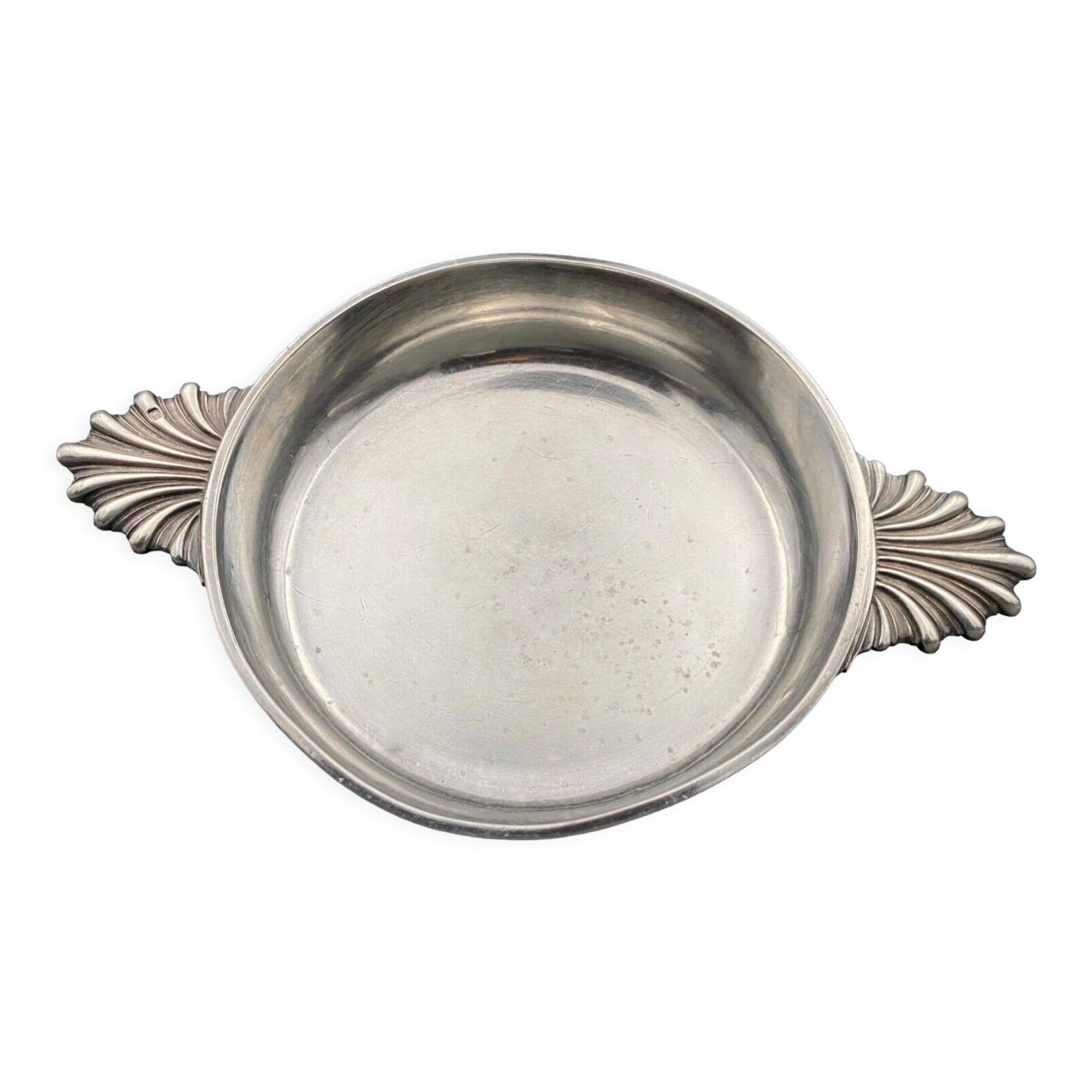 Late nineteenth century Minerva Scallop sockets