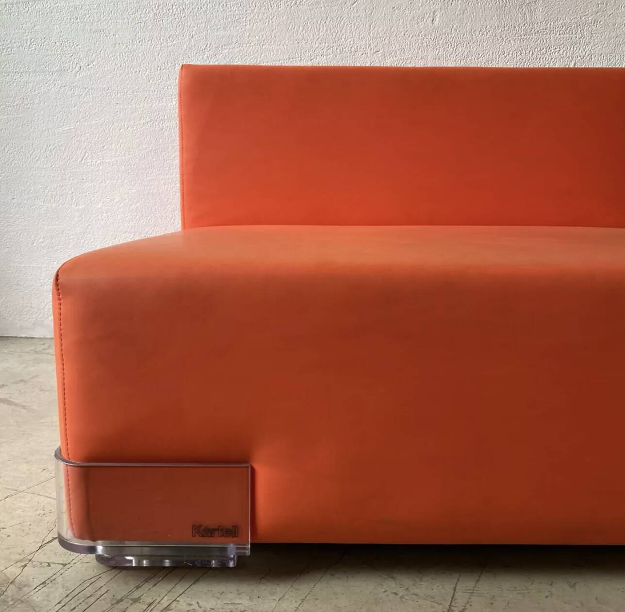Ensemble Chauffeuse et Pouf "Plastics" - Design Piero Lissoni pour Kartell