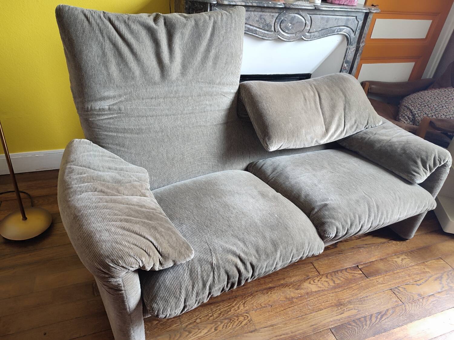 Cassina Maralunga vintage sofa