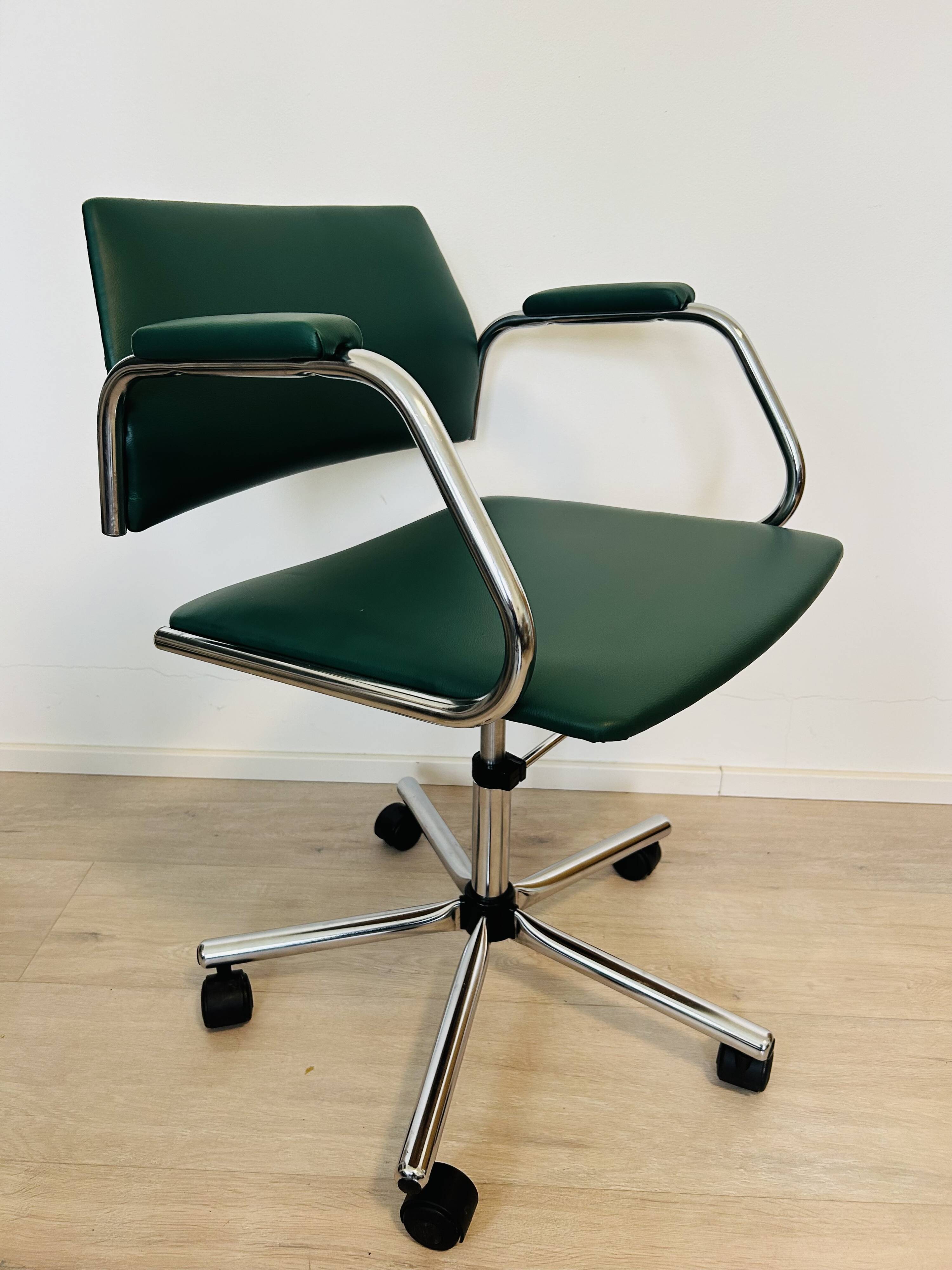 Fully Restored Kovona Office Chair K-385, Czechoslovakia 1970’s