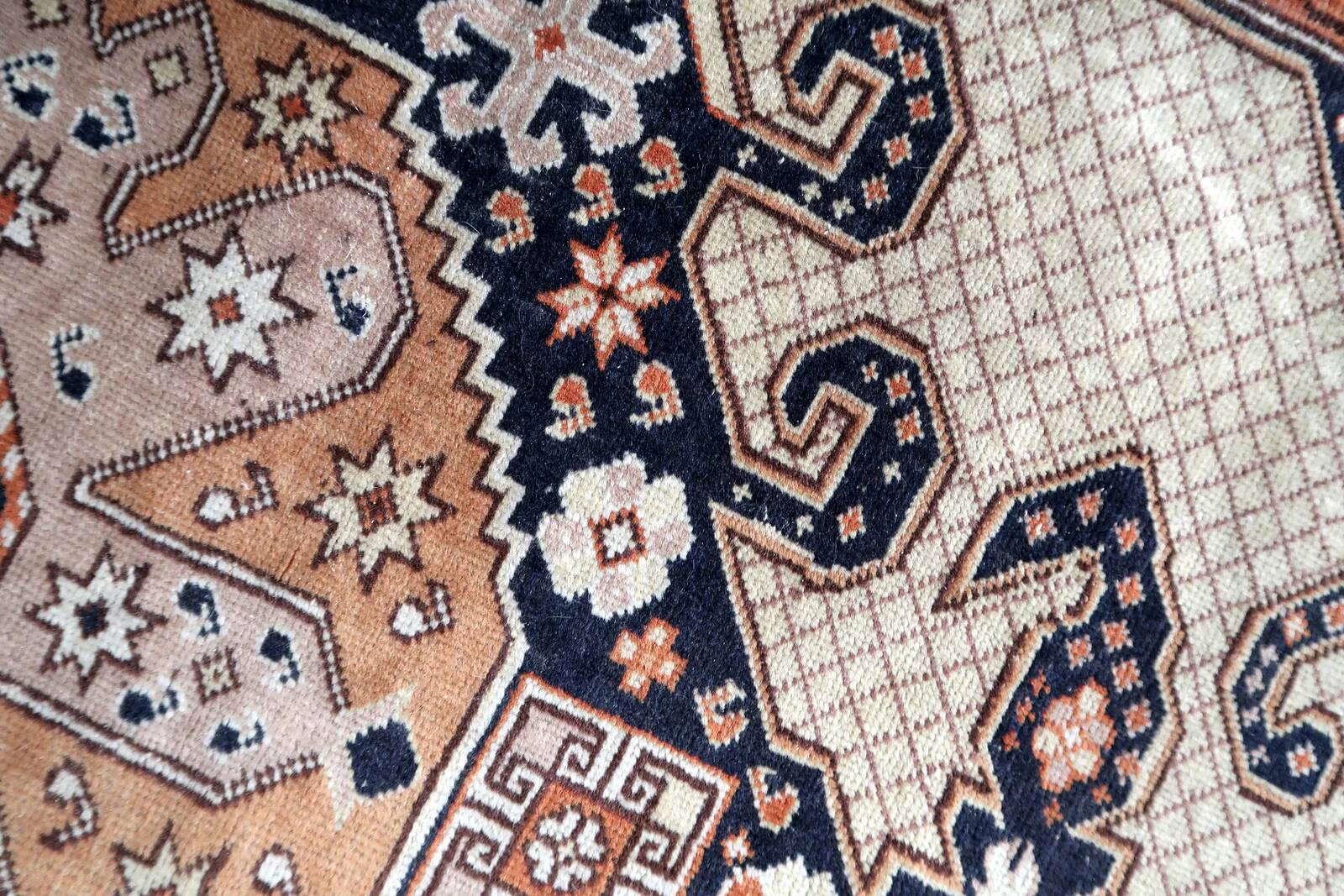 Handmade vintage Turkish Sivas rug 3.8' x 6.3' (118cm x 194cm) 1950s
