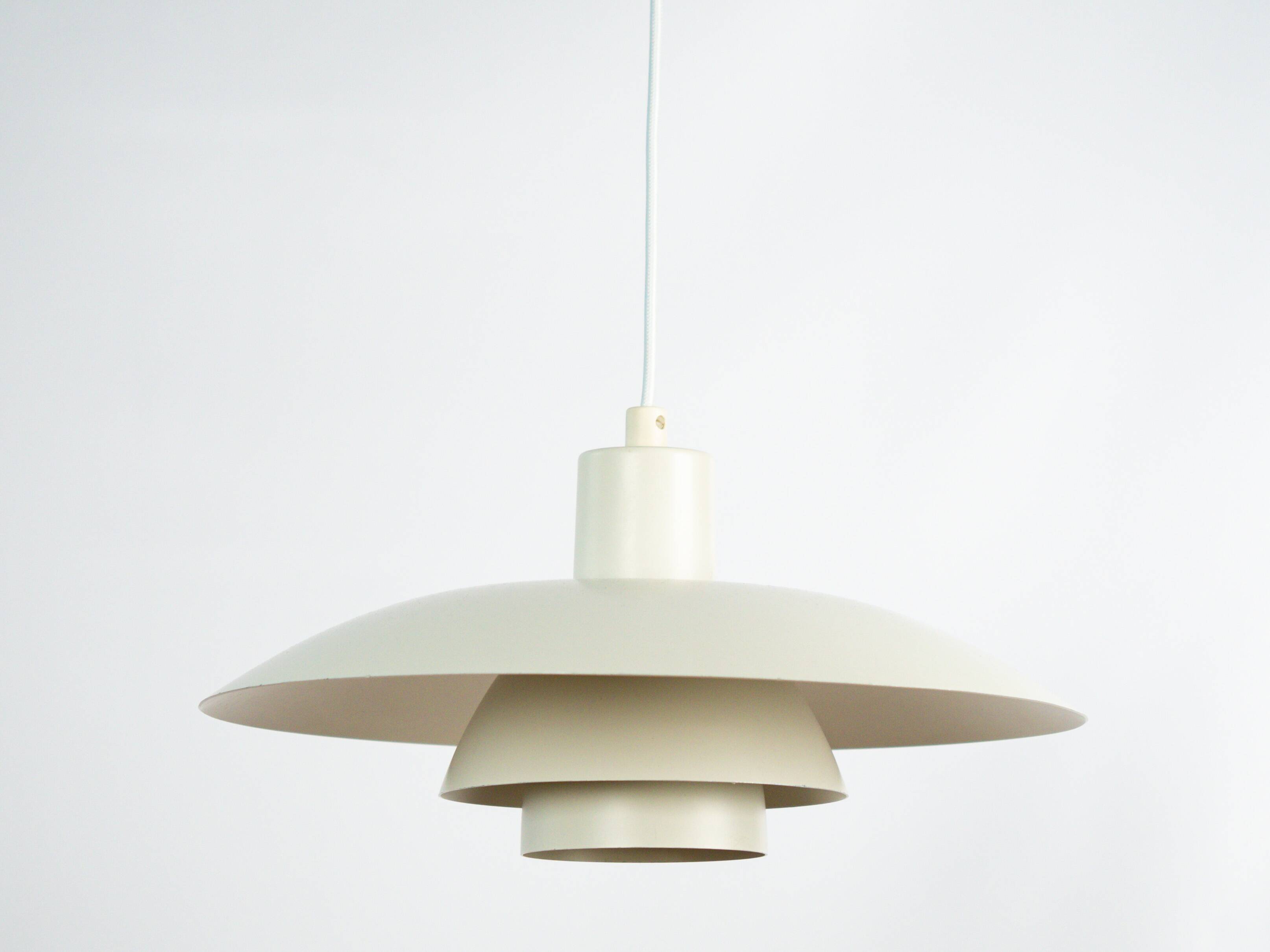 Danish vintage pendant lamp PH 4/3 by Poul Henningsen, Louis Poulsen, 1966