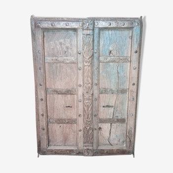 Porte ancienne en bois