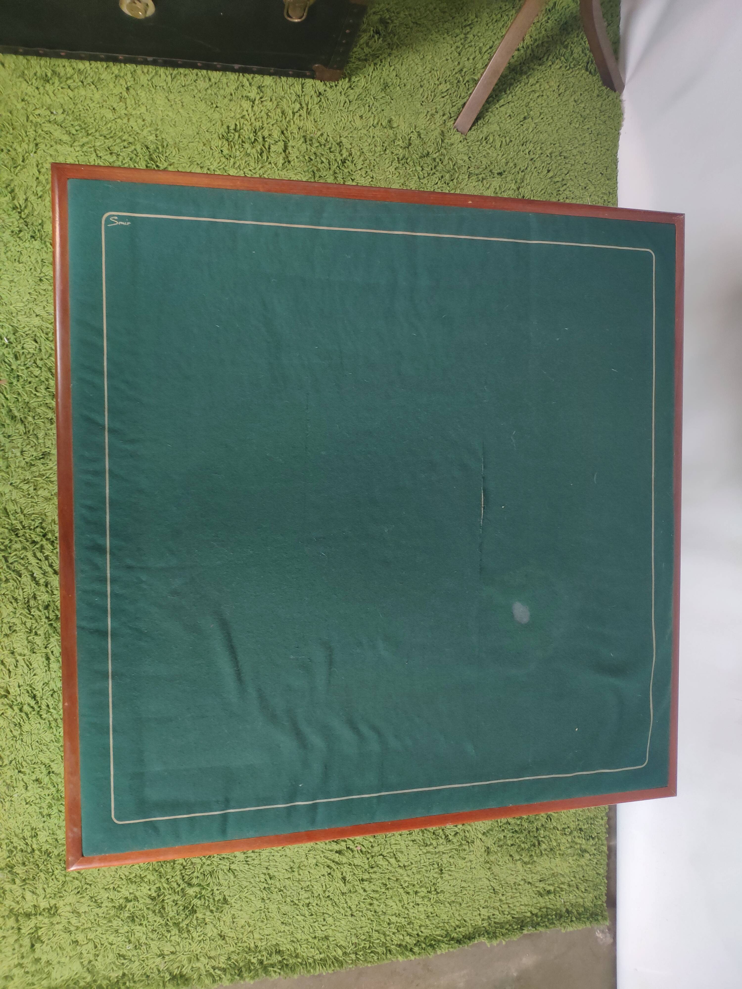 SMIR folding bridge table