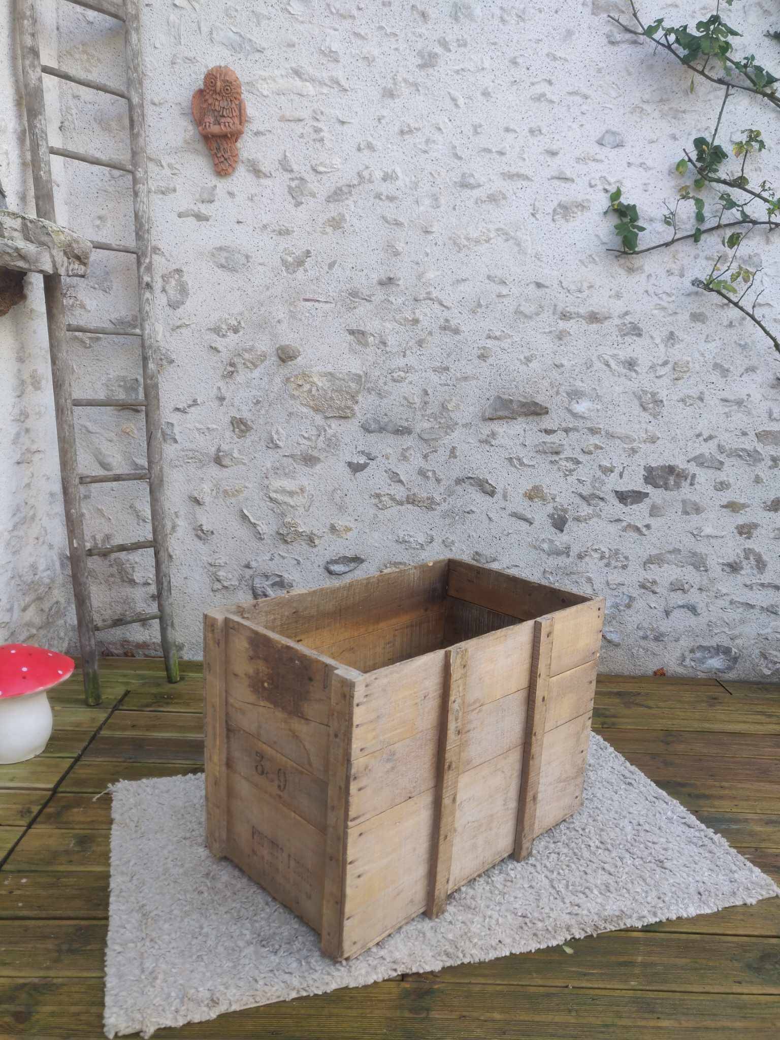 Large crate