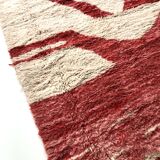 Moroccan Berber carpet Boujaad red and ecru 2,41 x 1.35 m