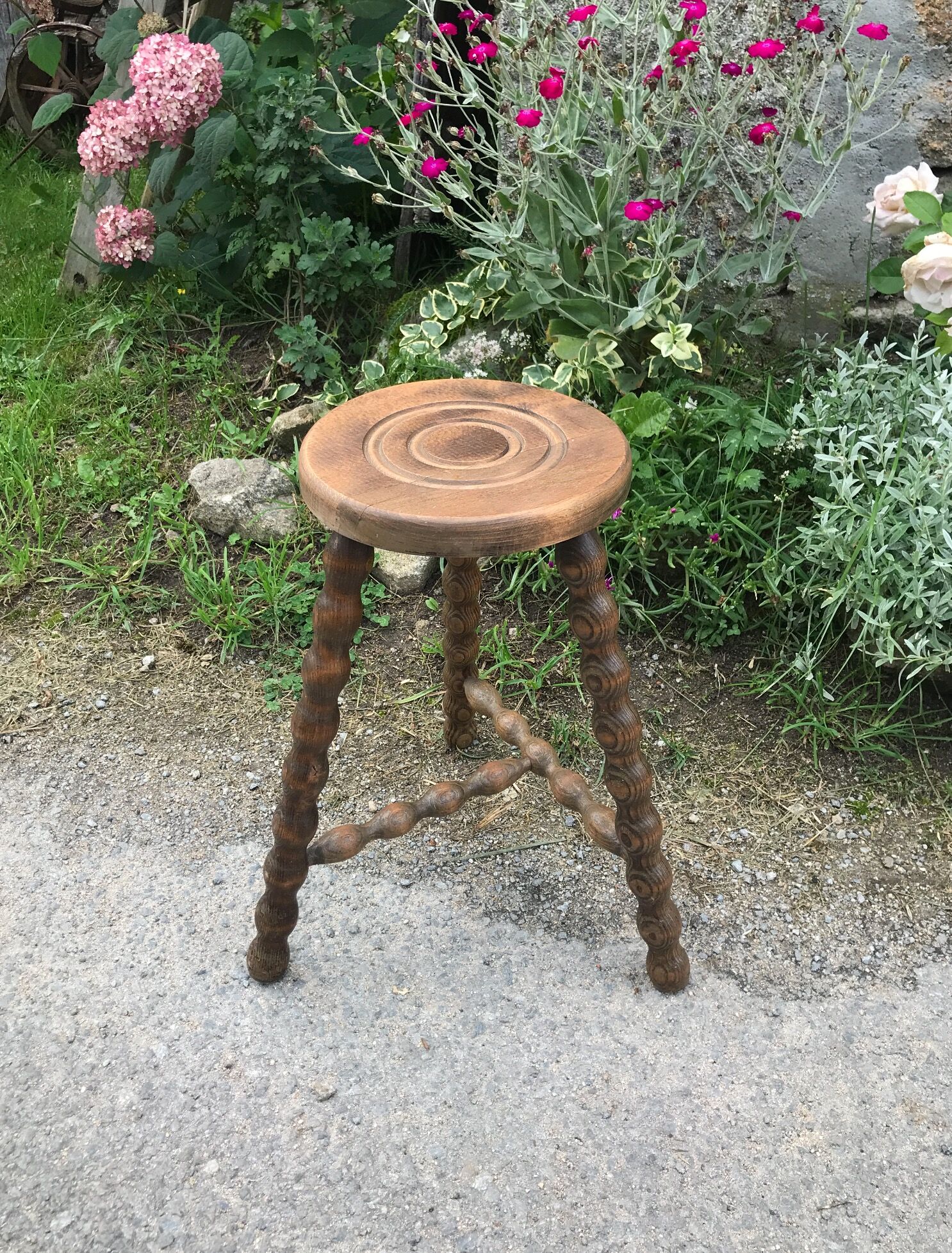 Vintage tripod stool