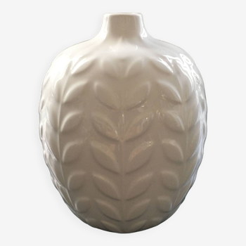 White vase with corn decor