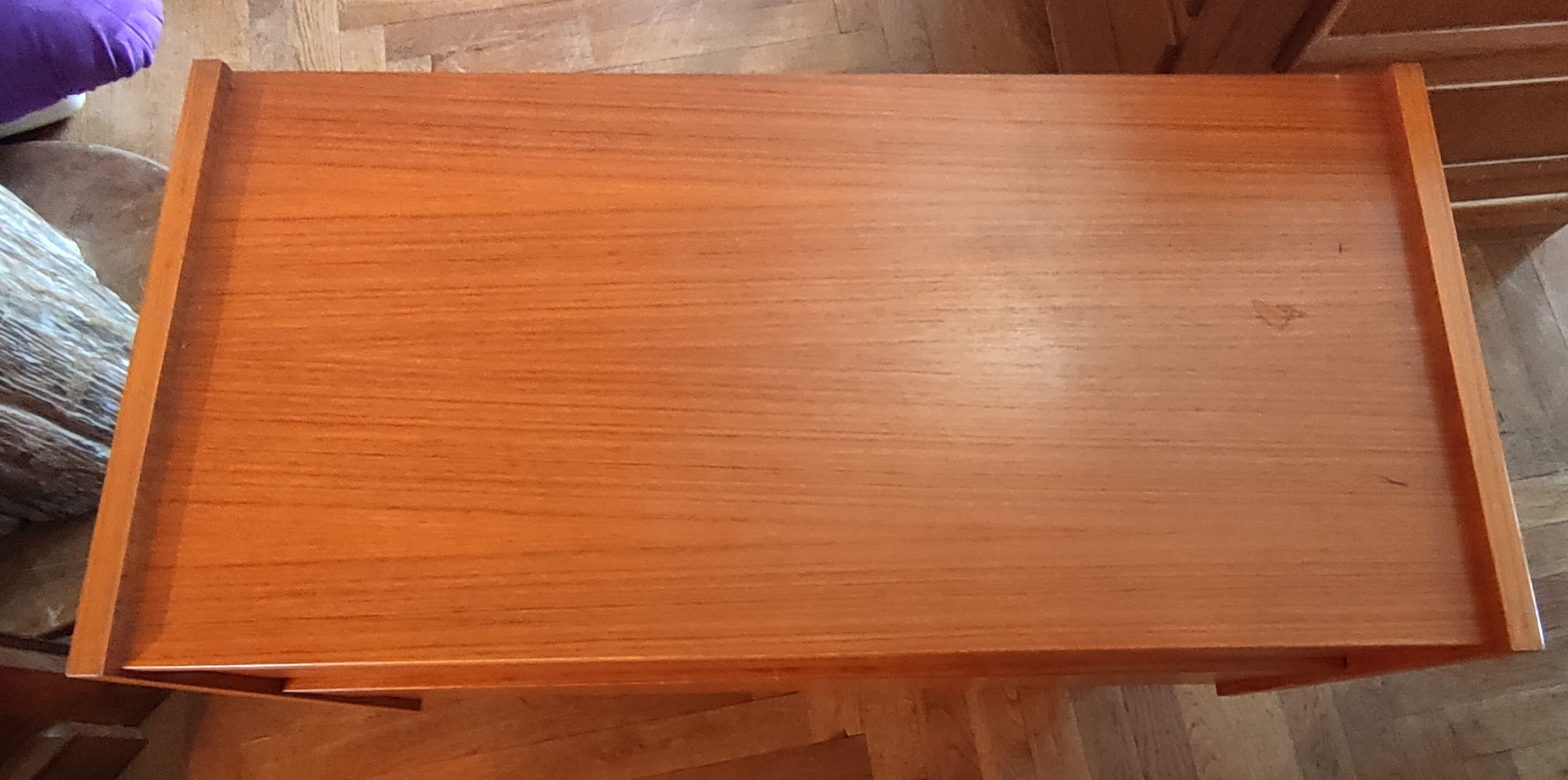 Vintage chest of drawers