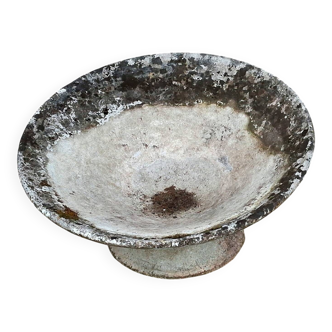 Inclined diabolo planter, design by Willy Guhl for Eternit, seventies.