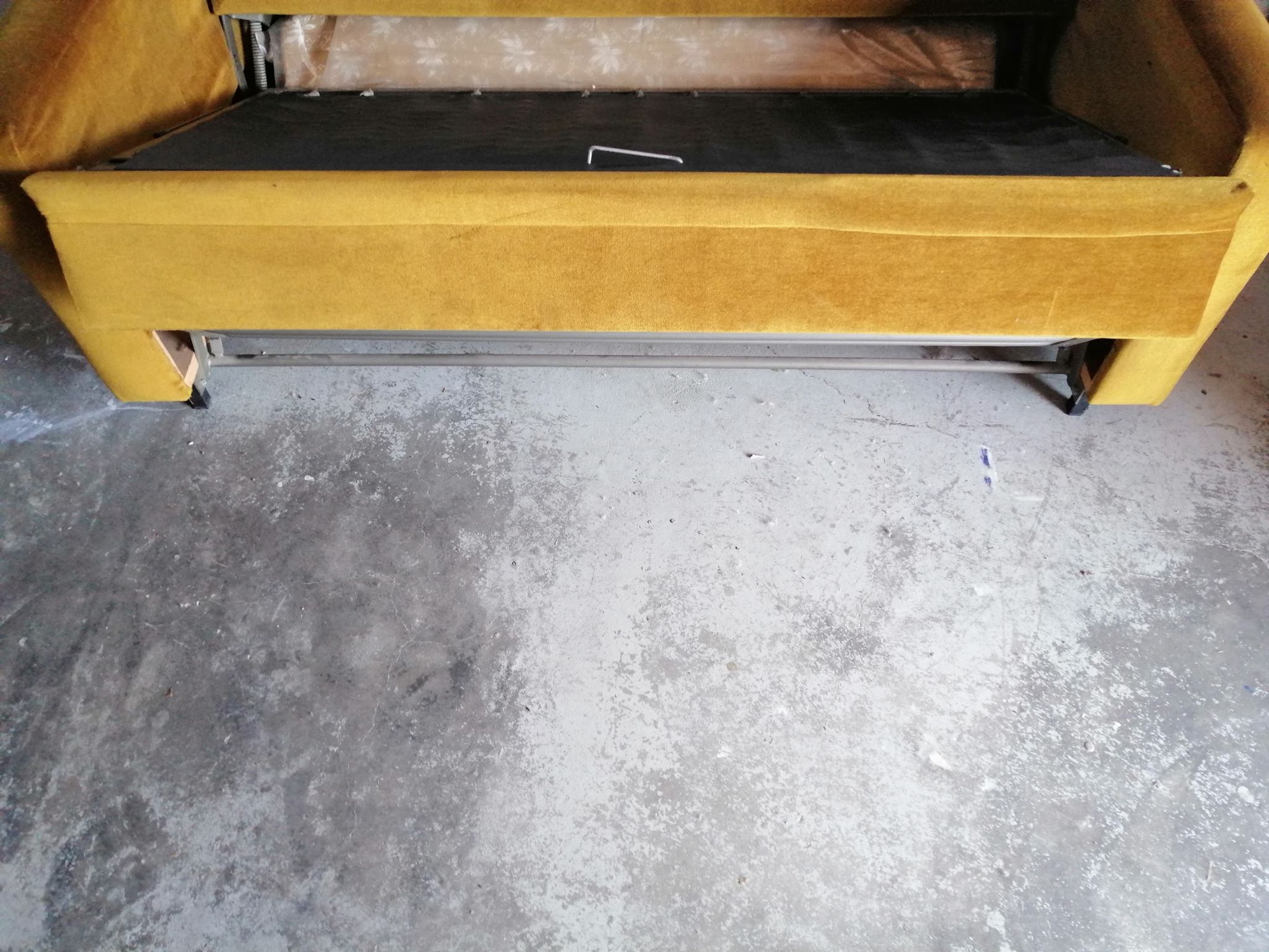 Convertible velvet sofa