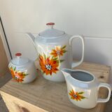 Porcelain service