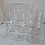 Set of 9 crystal wine glasses engraved early twentieth century