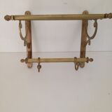 Wall coat rack