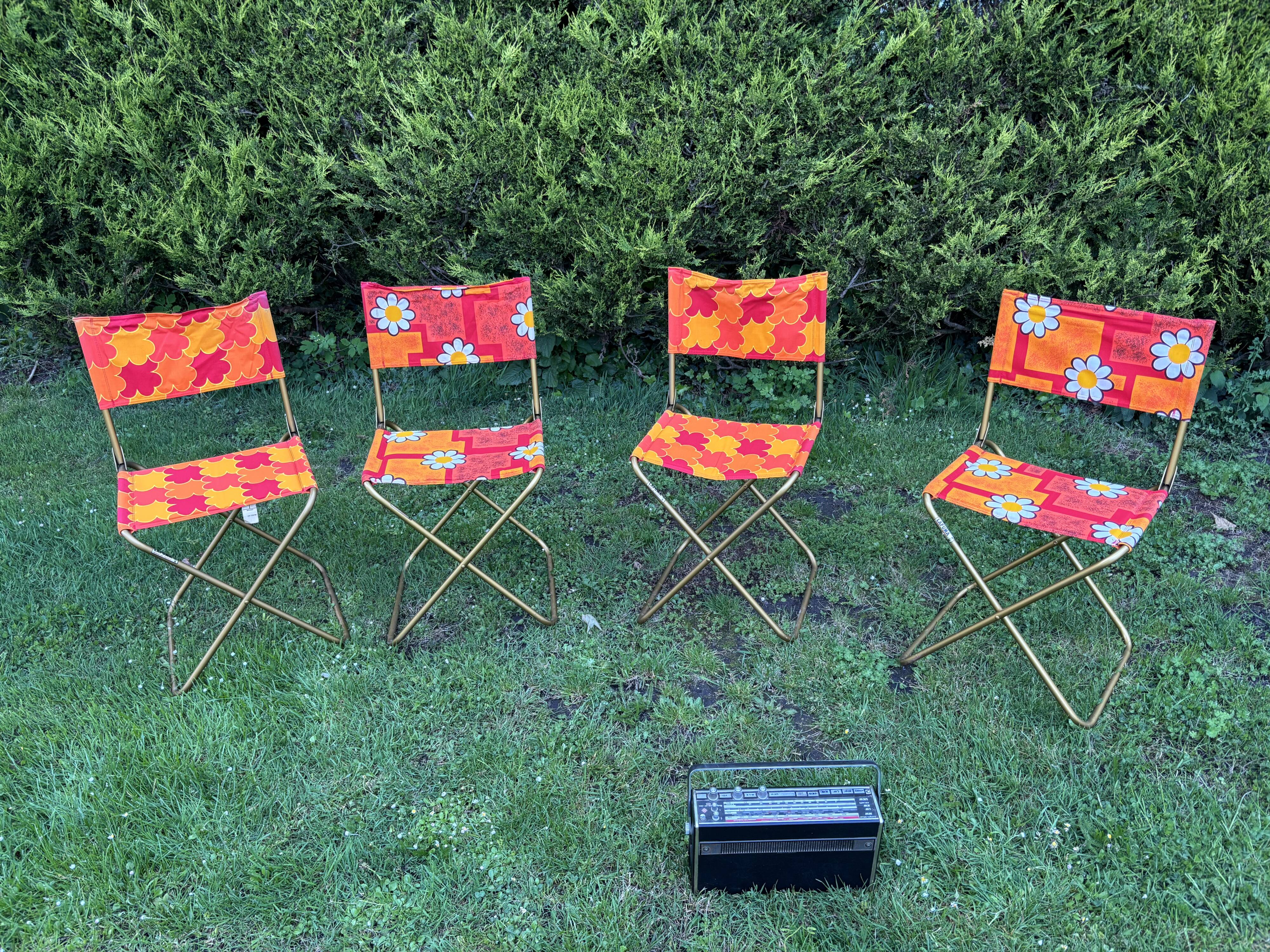 Set of 4 vintage 1970s camping folding chairs