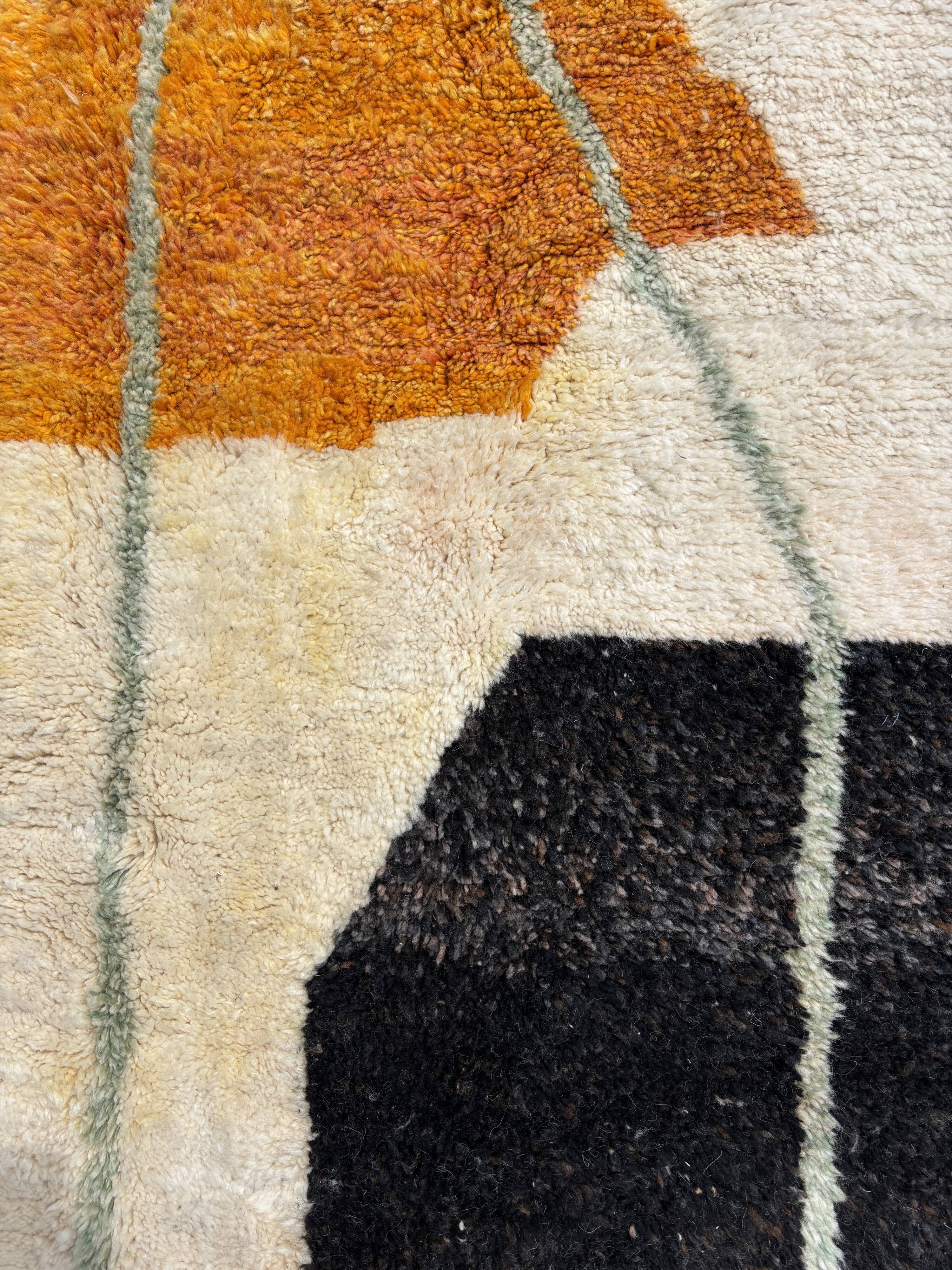 Moroccan Mrirt wool rug