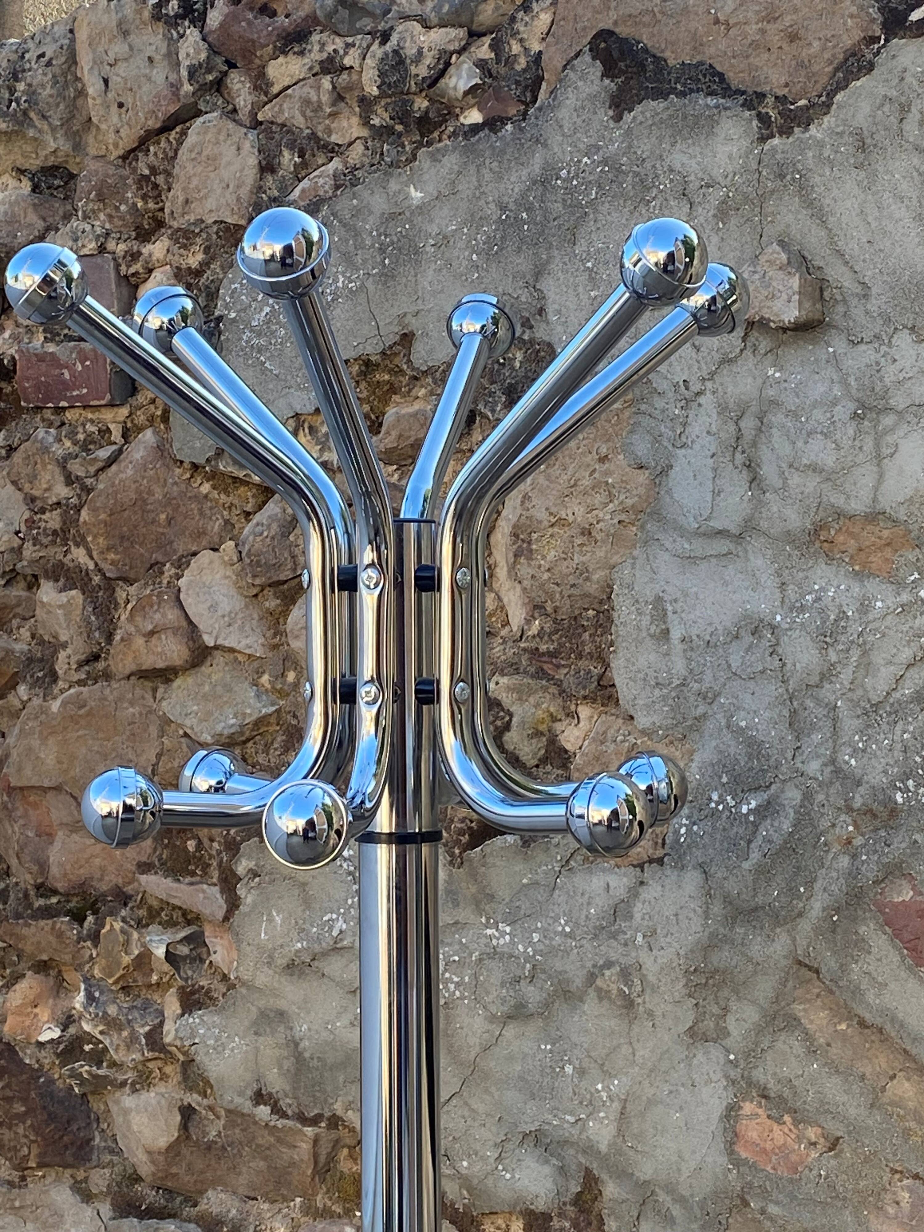 Vintage 1970s chrome metal coat rack