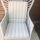 Fauteuil blanc en bambou, dans le style Emmanuelle années 60