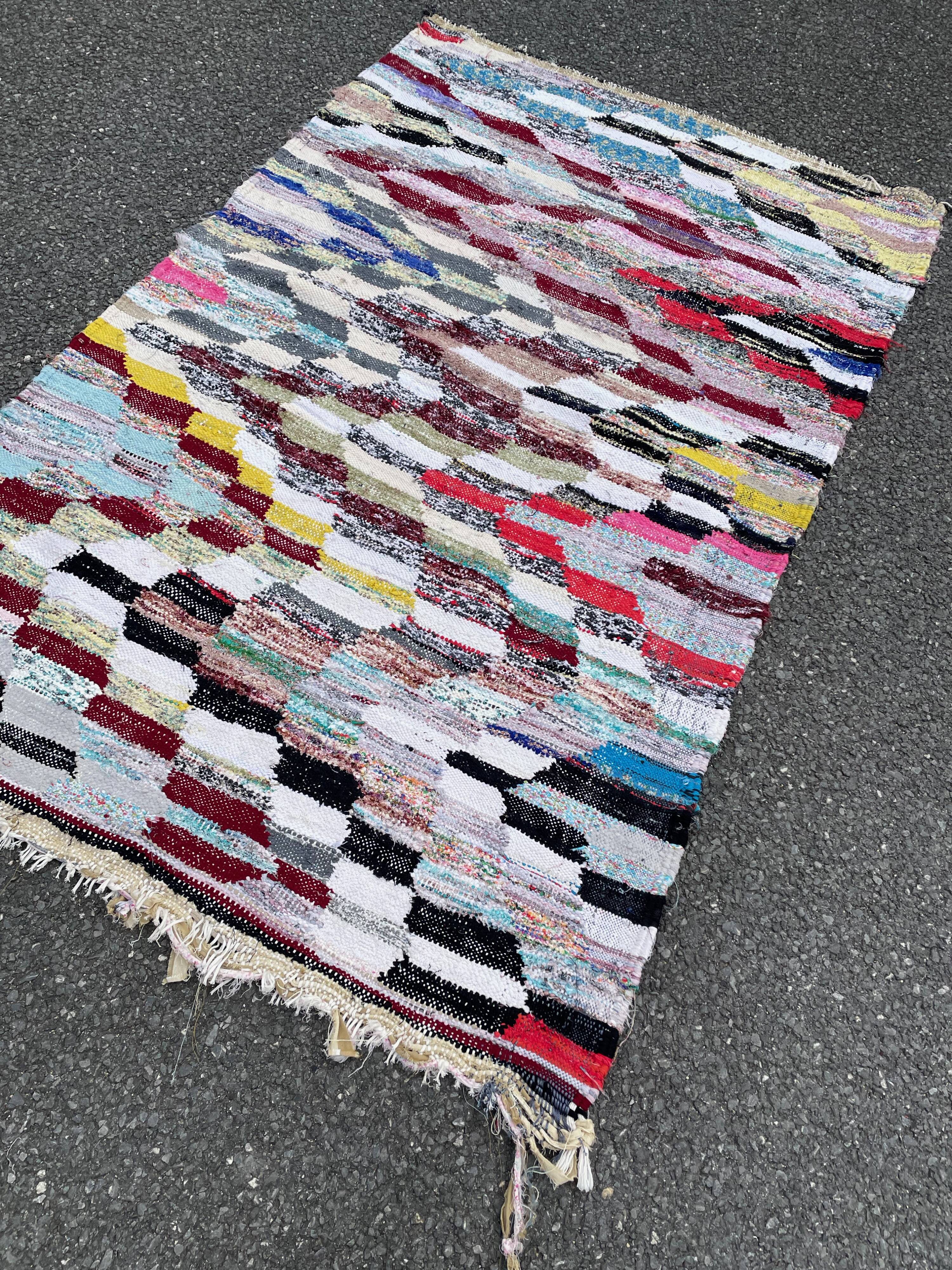 Vintage Moroccan kilim carpet