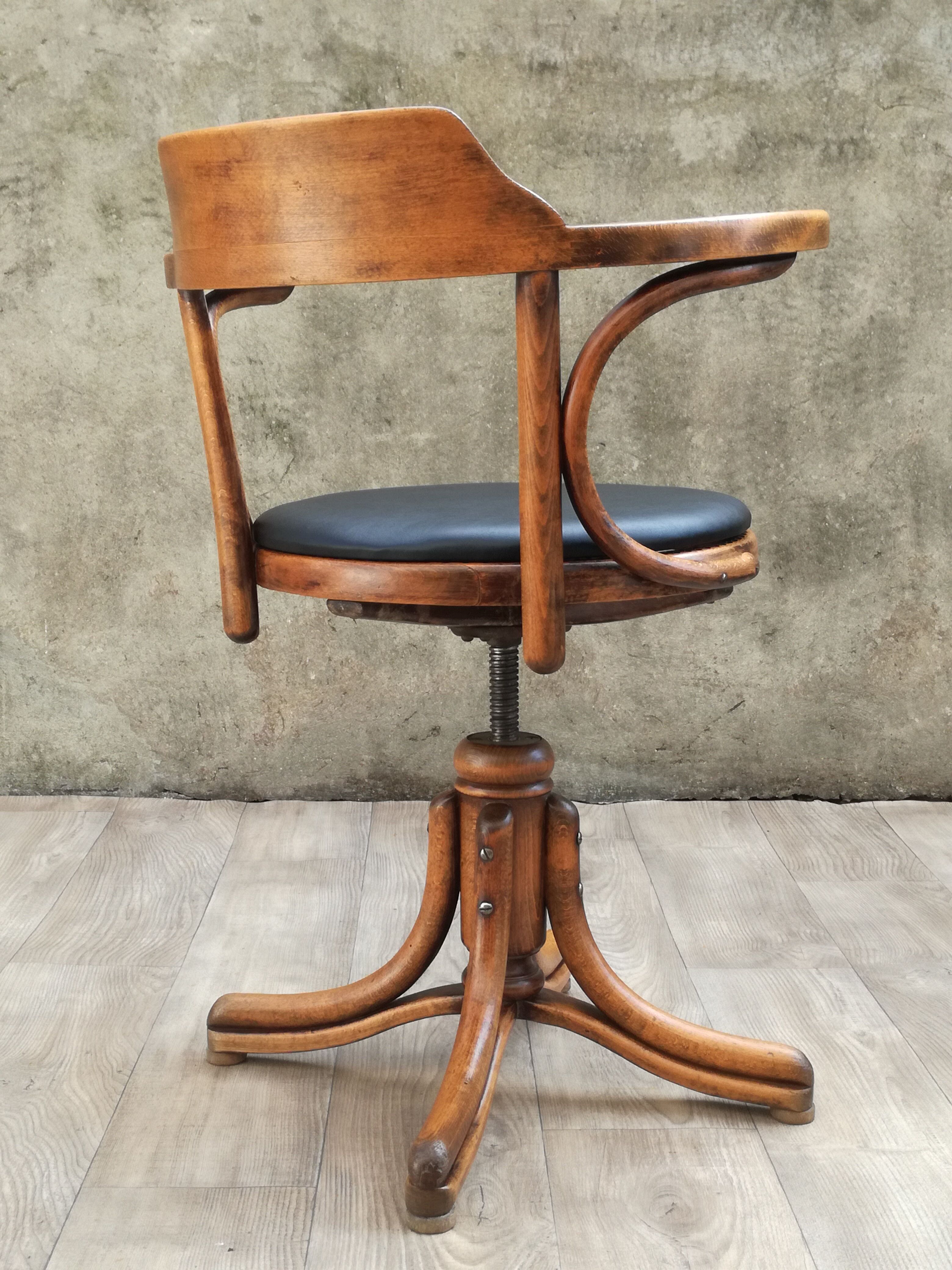 Thonet armchair