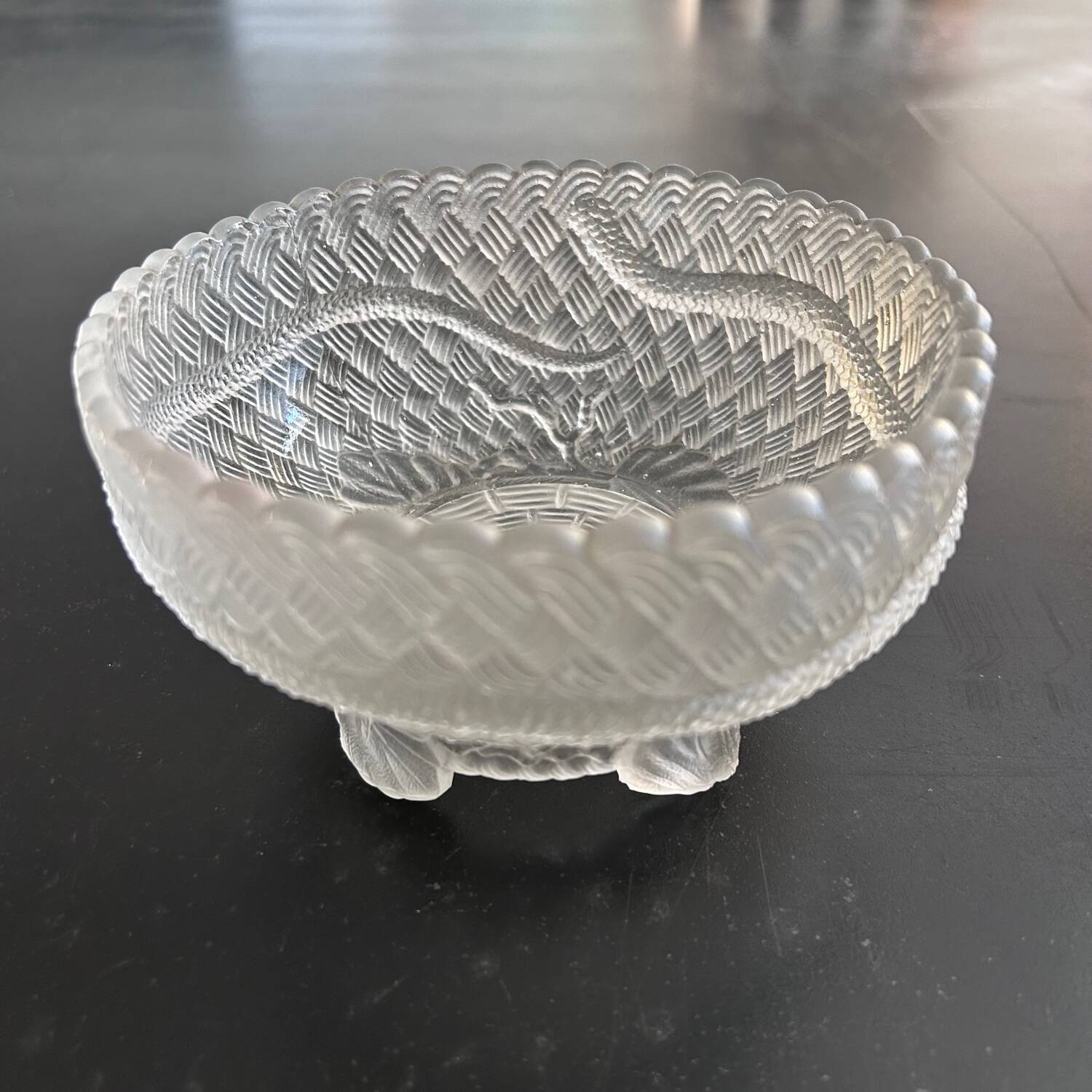 Frosted glass bowl with snake decoration