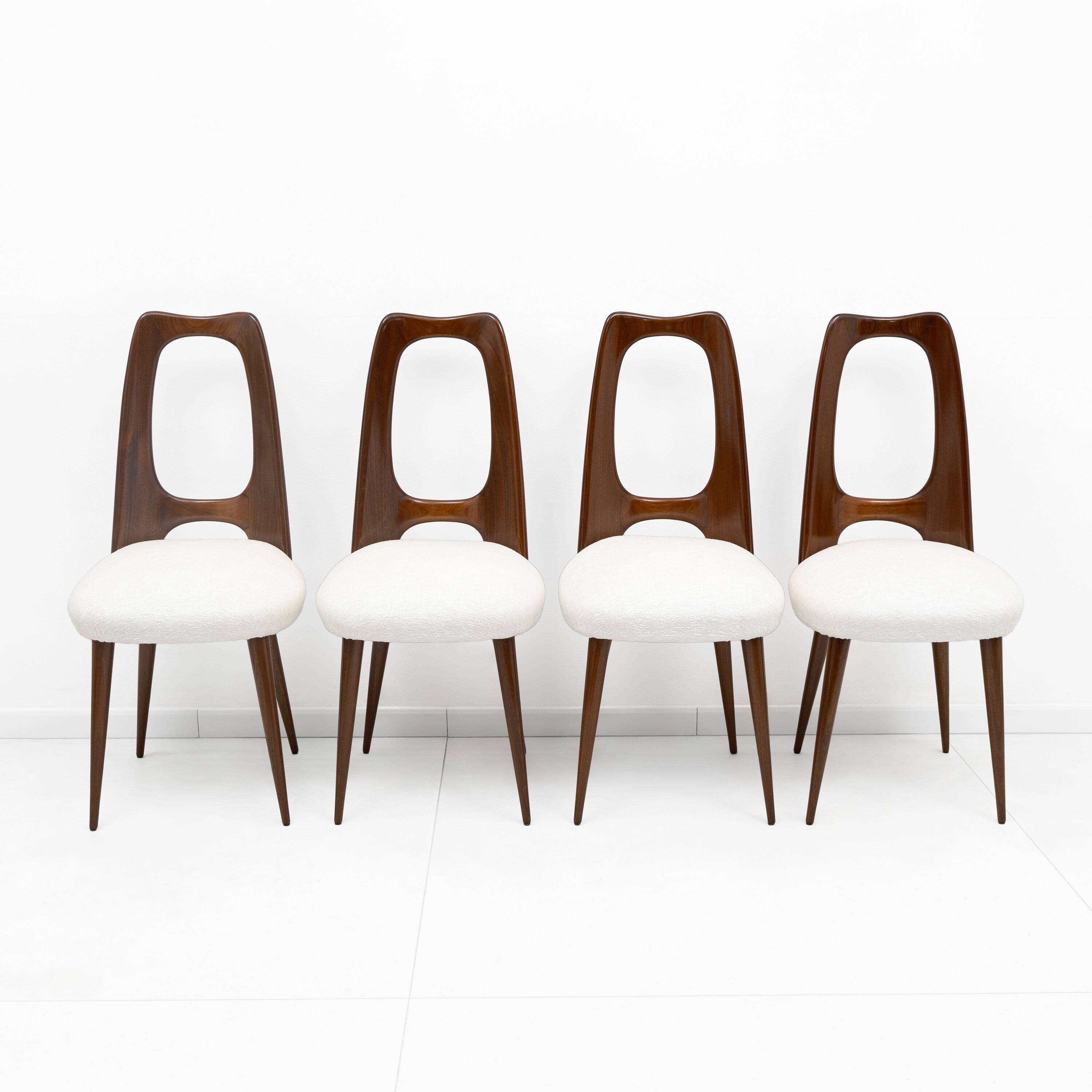 Set of Four Mid-Century Italian Walnut Dining Chairs by Vittorio Dassi, 50'