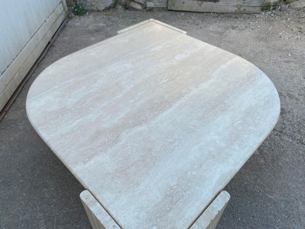 Large marble travertine coffee table in the shape of an eye from Roche Bobois vintage 70s
