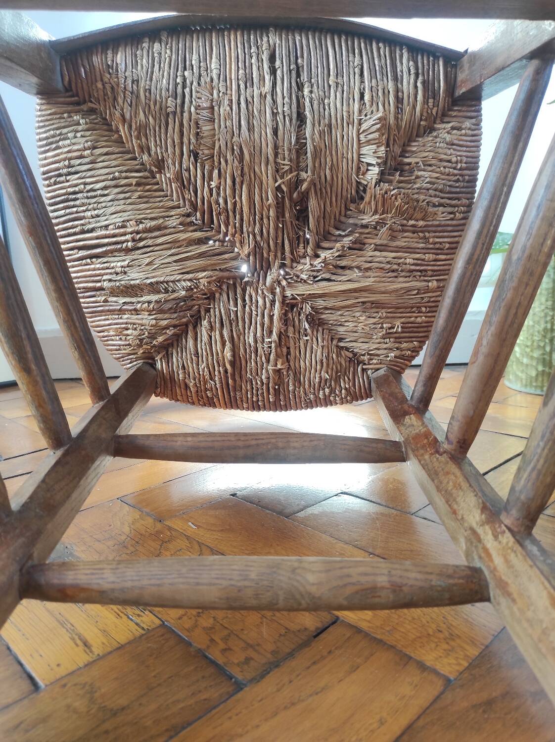 Vintage wooden and straw bar stool — Brutalist Style / Perrian