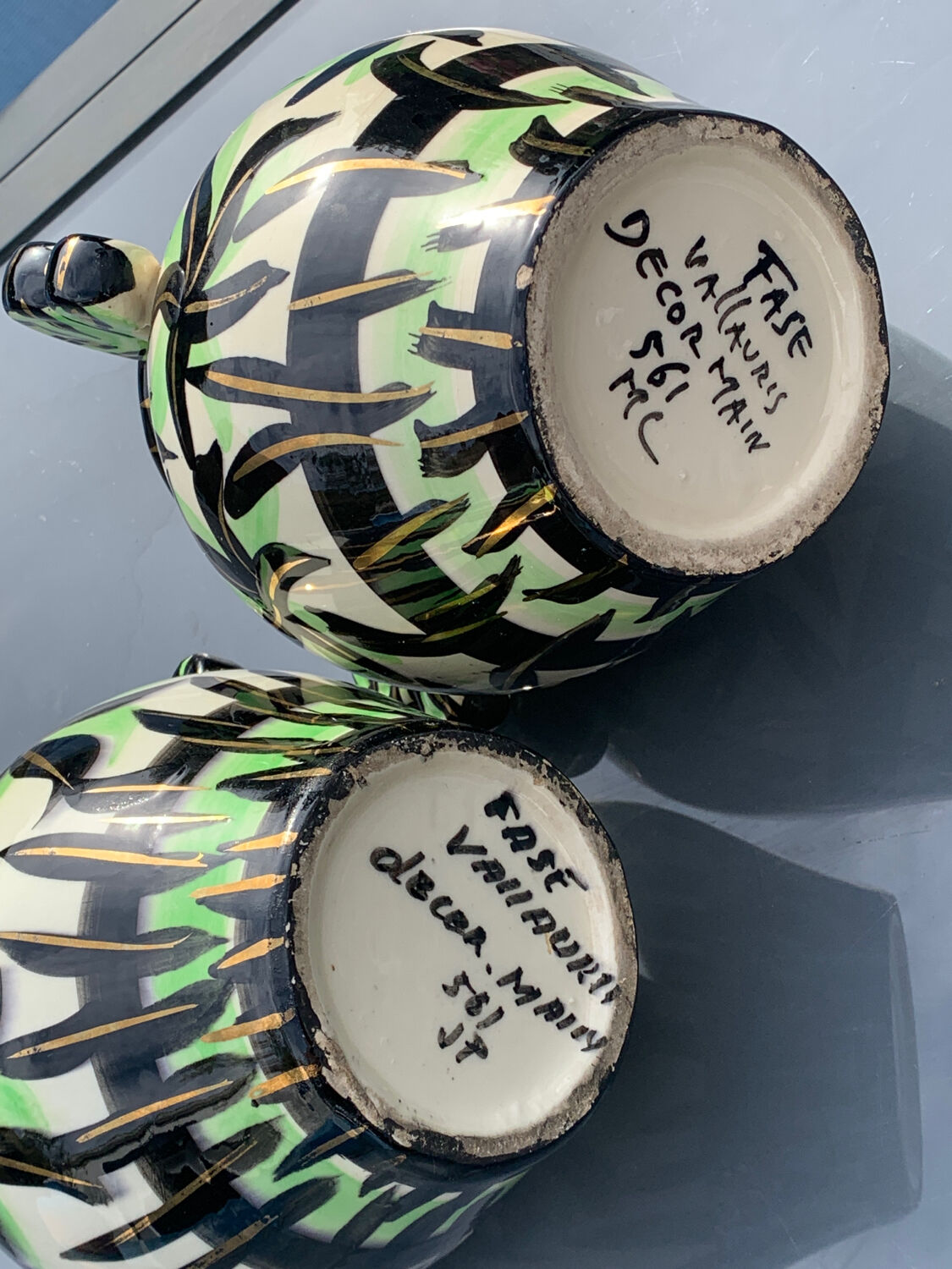 Pair of vases Vallauris decoration hand 561 signed