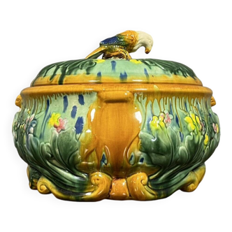 Soup tureen with parrot in colored slip from the mid-20th century