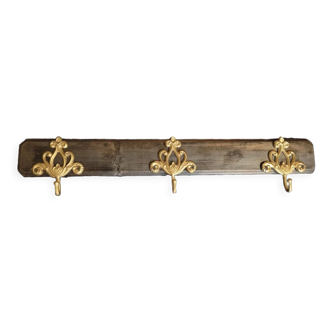 Coat rack wood 3 hooks cast iron metal gilded patinated deco dp 1122306